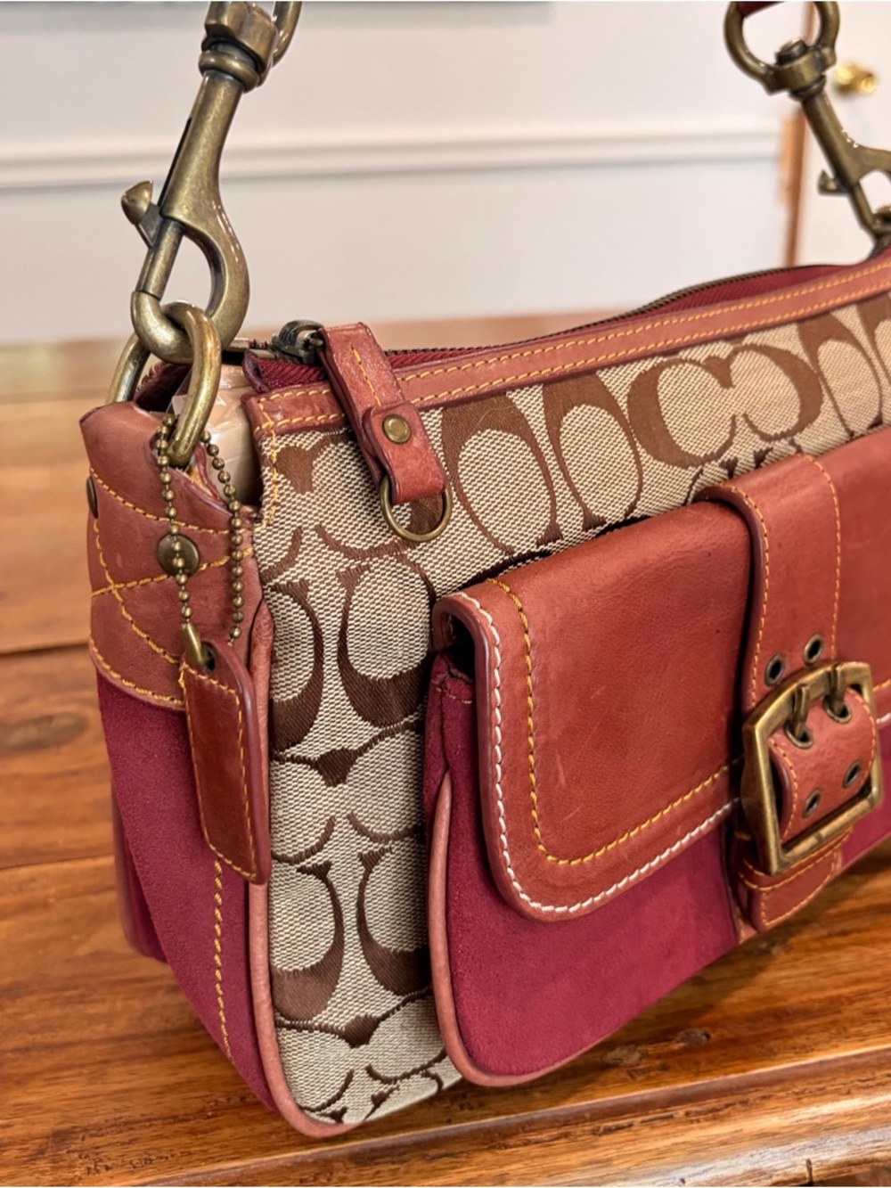 Coach Y2K Special Edition Signature Shoulder Bag Berry Suede & Red Leather - Picture 2 of 16